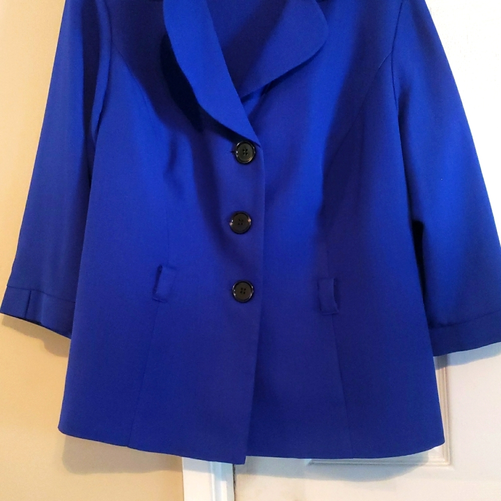 Studio I Blazer - Picture 8 of 14